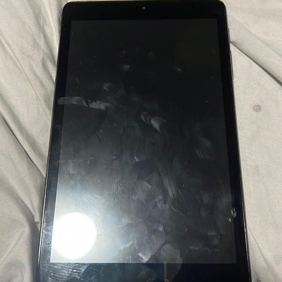 A tablet - Picture 1 of 3